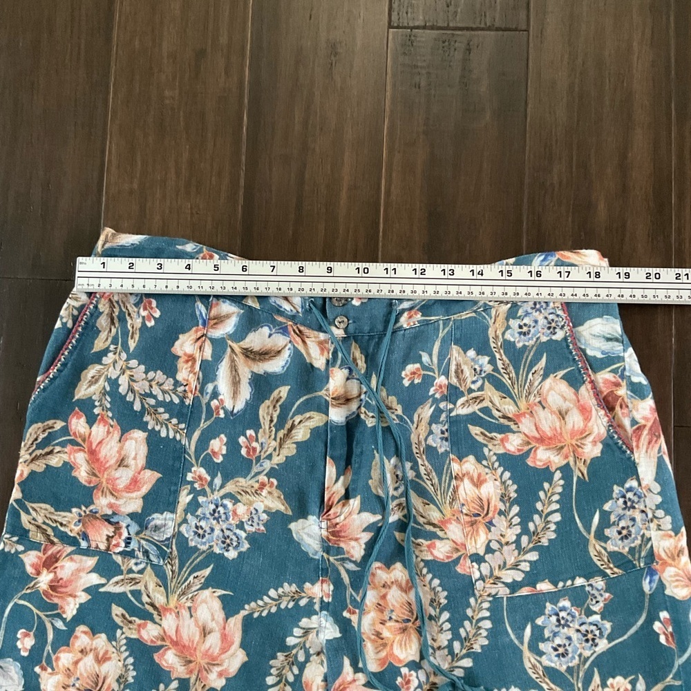 Johnny Was Teal Blue Floral Drawstring Bermuda Shorts - Picture 5 of 7